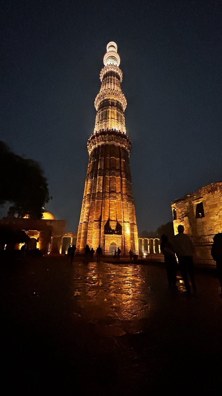 Qutub Minar on a rainy day in Delhi