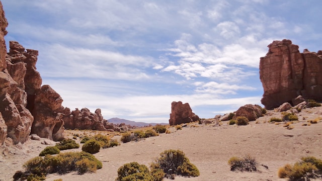 Dusty streets and overland atmosphere in Uyuni, Bolivia