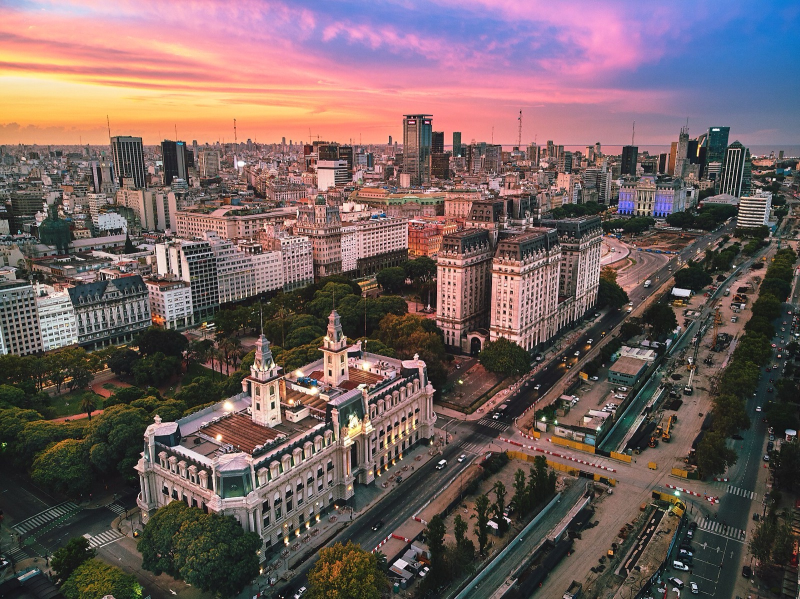 Evening view of La Aduana de Buenos Aires and Edificio Libertador along the waterfront