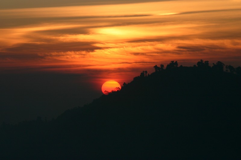 Sunrise light on Himalayan peaks from Tiger Hill near Darjeeling