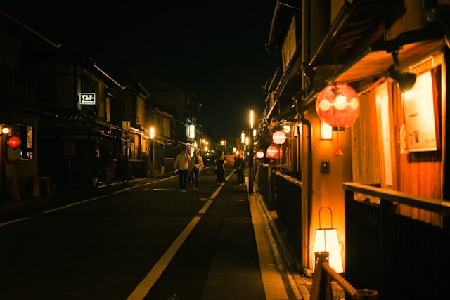 Lantern-lit street in Gion, Kyoto
