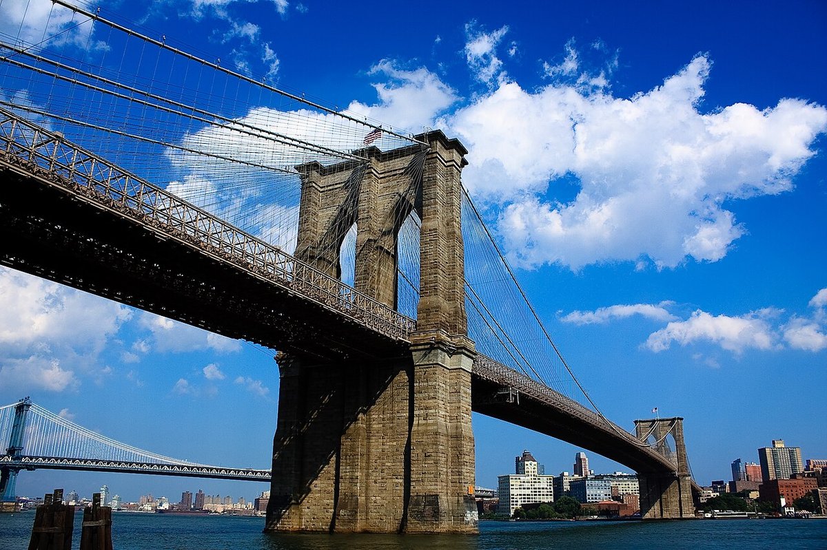Brooklyn Bridge and the Manhattan skyline across the East River