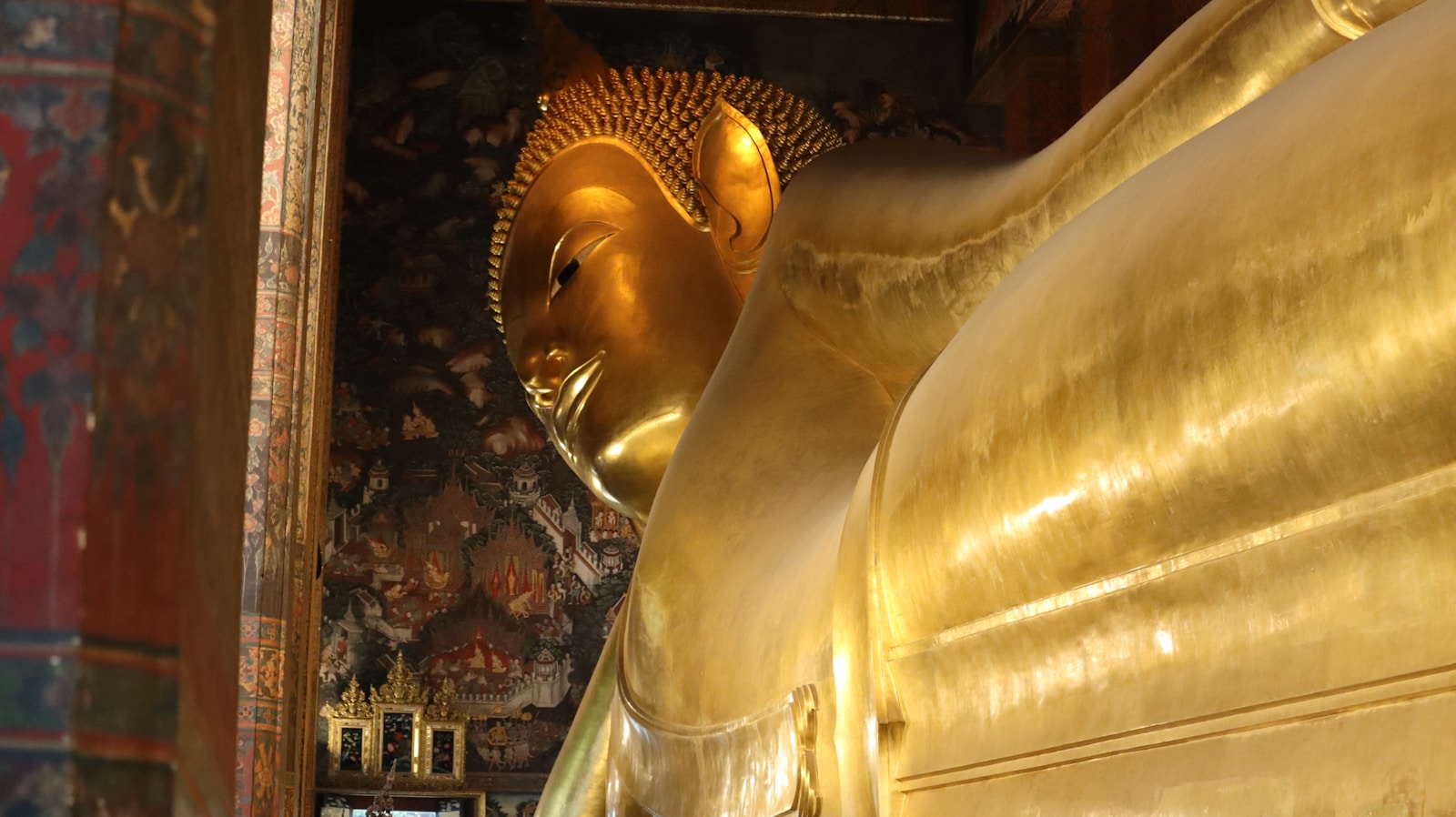 Reclining Buddha at Wat Pho in Bangkok